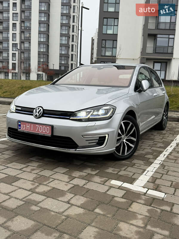 Хэтчбек Volkswagen e-Golf 2019 в Луцке