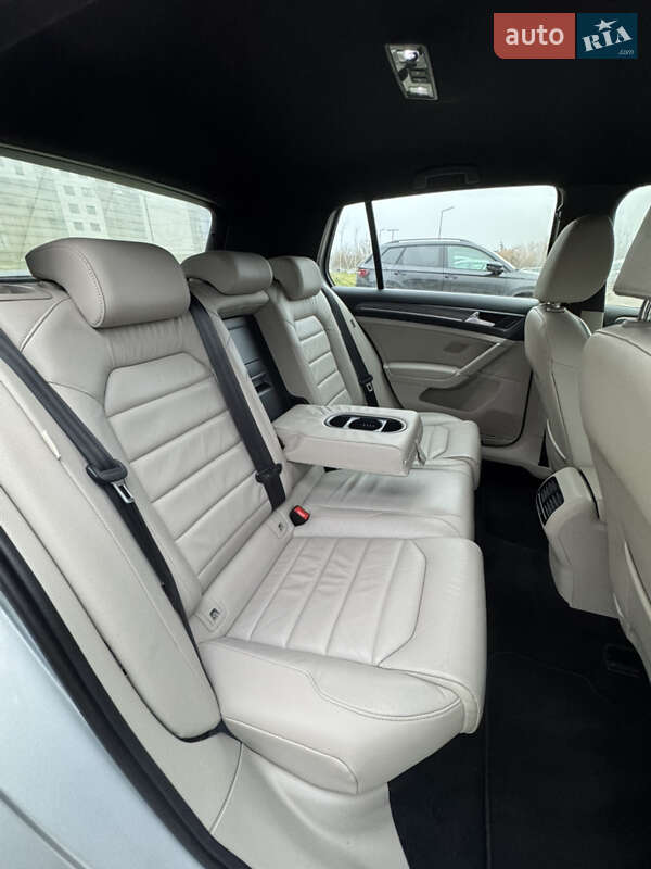 Хэтчбек Volkswagen e-Golf 2019 в Луцке