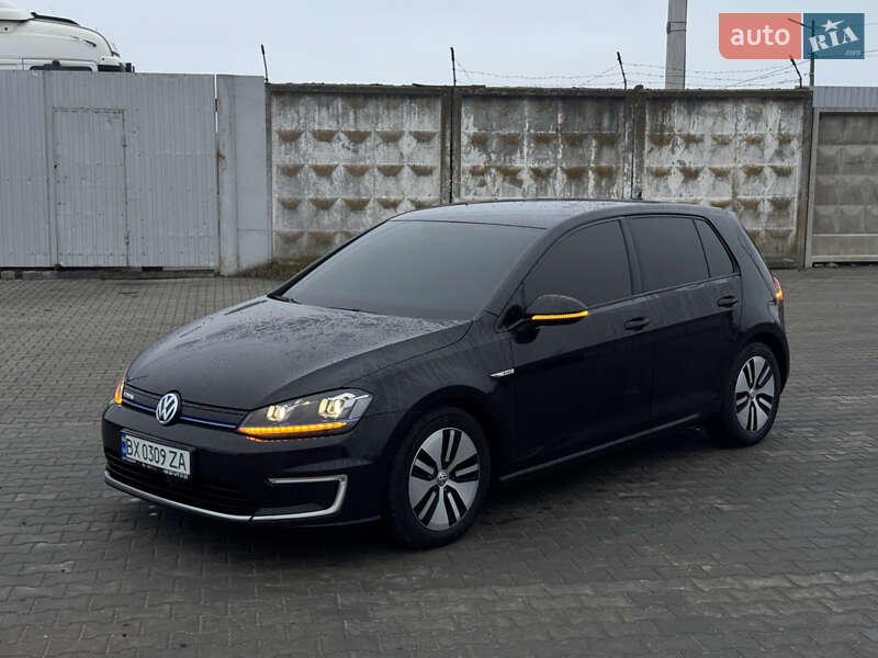 Хэтчбек Volkswagen e-Golf 2015 в Хмельницком