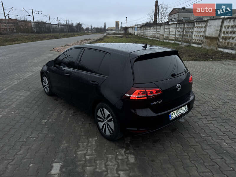 Хэтчбек Volkswagen e-Golf 2015 в Хмельницком