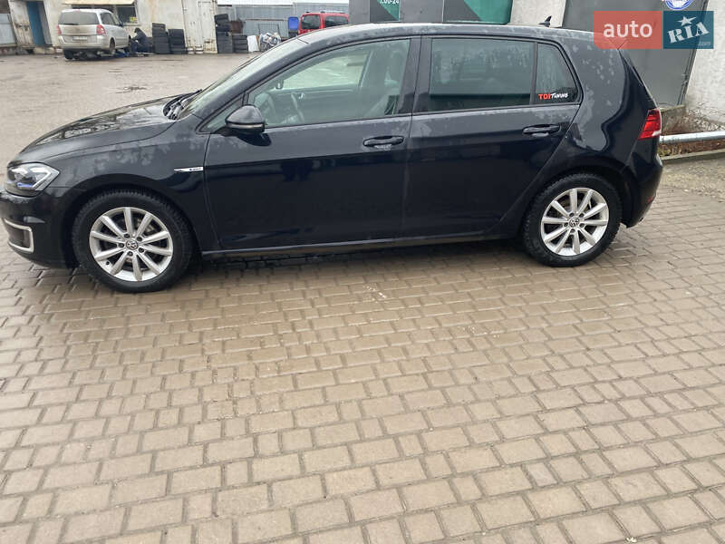 Хэтчбек Volkswagen e-Golf 2018 в Тернополе