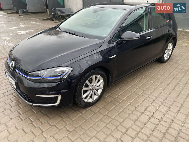 Хэтчбек Volkswagen e-Golf 2018 в Тернополе
