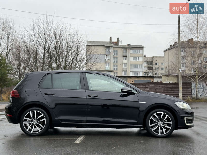 Хэтчбек Volkswagen e-Golf 2019 в Ровно