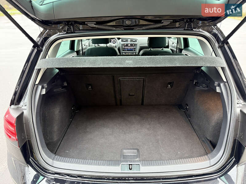 Хэтчбек Volkswagen e-Golf 2019 в Ровно