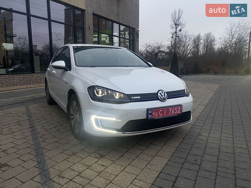 Volkswagen e-Golf 2016