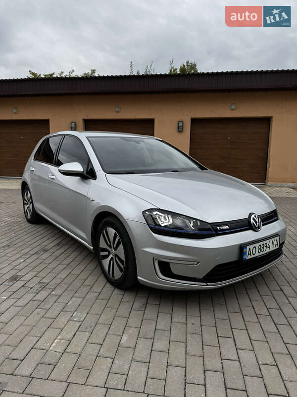 Volkswagen e-Golf 2015 Volkswagen e-Golf 2015