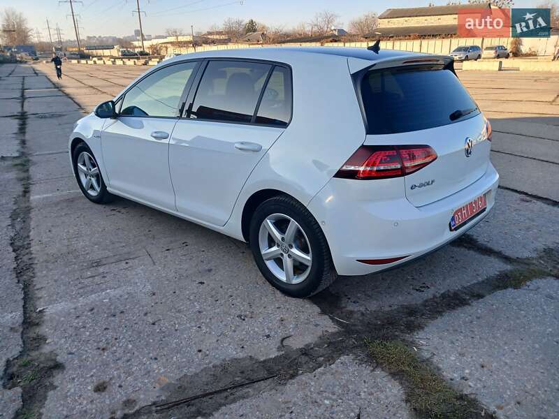 Хэтчбек Volkswagen e-Golf 2014 в Харькове
