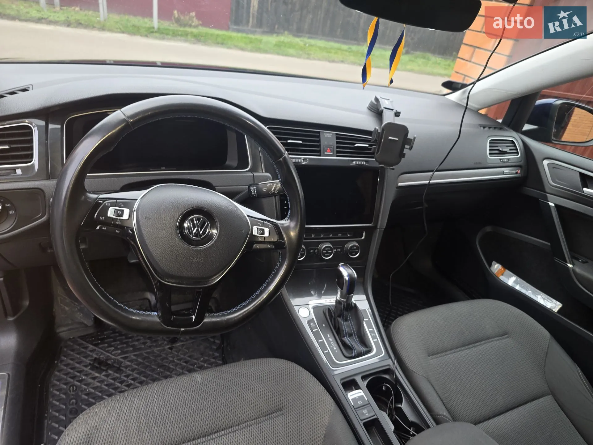 Volkswagen e-Golf 2017 VIN WVWZZZAUZJW901274 фото оголошення 4 з 16