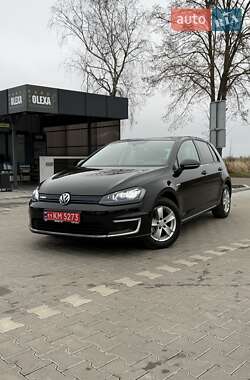 Хэтчбек Volkswagen e-Golf 2015 в Владимире