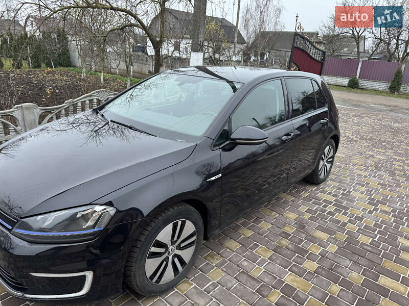 Хэтчбек Volkswagen e-Golf 2015 в Ровно фото 2 Хэтчбек Volkswagen e-Golf 2015 в Ровно