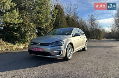 Хэтчбек Volkswagen e-Golf 2015 в Ровно
