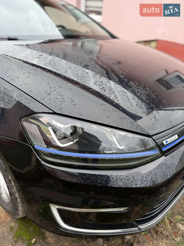 Хэтчбек Volkswagen e-Golf 2015 в Городке фото 4 Хэтчбек Volkswagen e-Golf 2015 в Городке