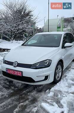 Хетчбек Volkswagen e-Golf 2016 в Львові