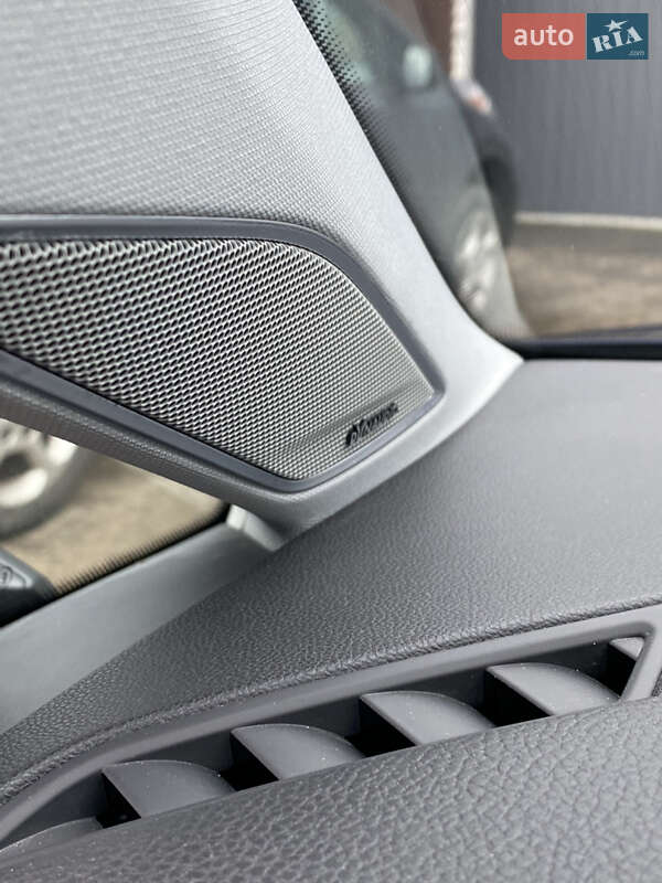 Хетчбек Volkswagen e-Golf 2018 в Кривому Розі