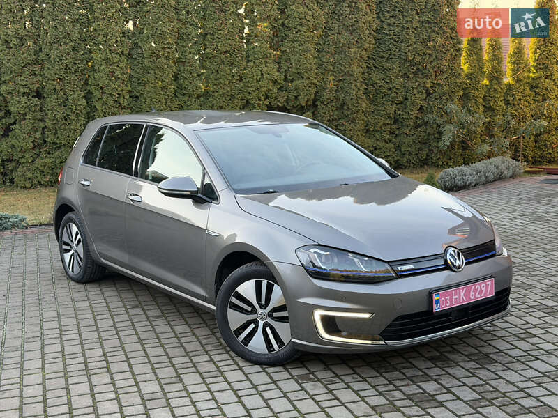 Volkswagen e-Golf 2015