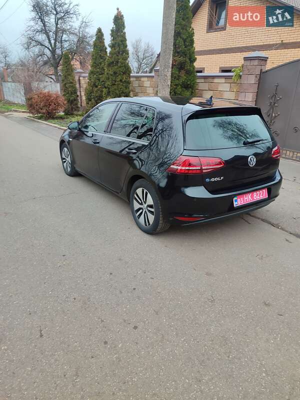 Хетчбек Volkswagen e-Golf 2016 в Кривому Розі фото 5 Хетчбек Volkswagen e-Golf 2016 в Кривому Розі