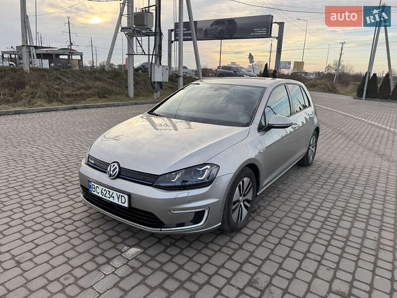 Volkswagen e-Golf 2016
