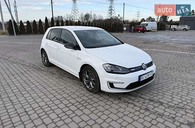 Хэтчбек Volkswagen e-Golf 2016 в Львове