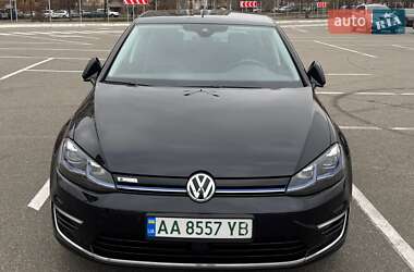 Хэтчбек Volkswagen e-Golf 2019 в Киеве