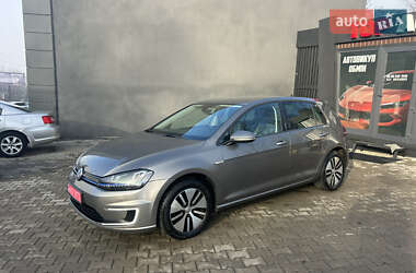 Хэтчбек Volkswagen e-Golf 2015 в Черновцах