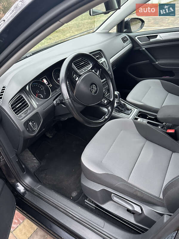 Хетчбек Volkswagen e-Golf 2014 в Тернополі фото 16 Хетчбек Volkswagen e-Golf 2014 в Тернополі