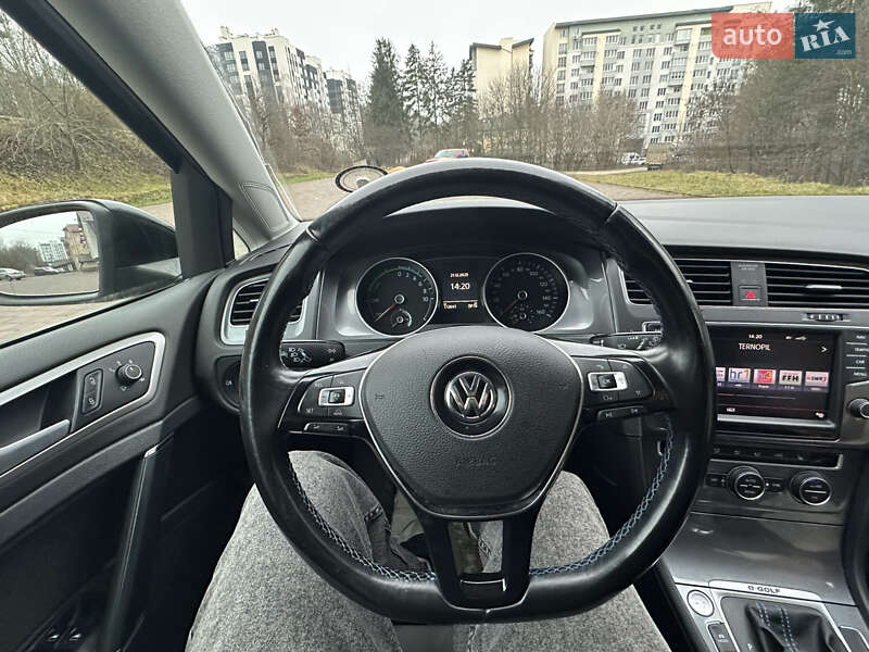 Хетчбек Volkswagen e-Golf 2014 в Тернополі фото 23 Хетчбек Volkswagen e-Golf 2014 в Тернополі