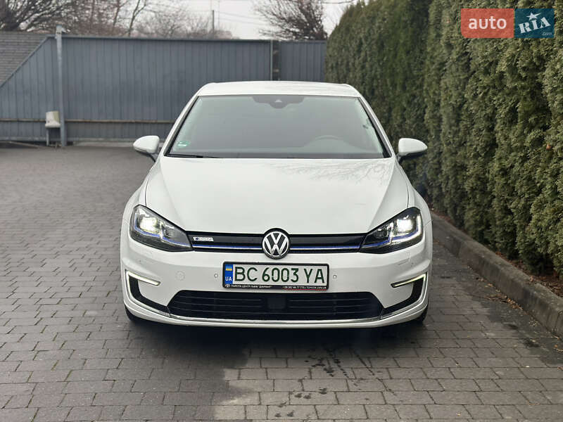 Хэтчбек Volkswagen e-Golf 2018 в Львове