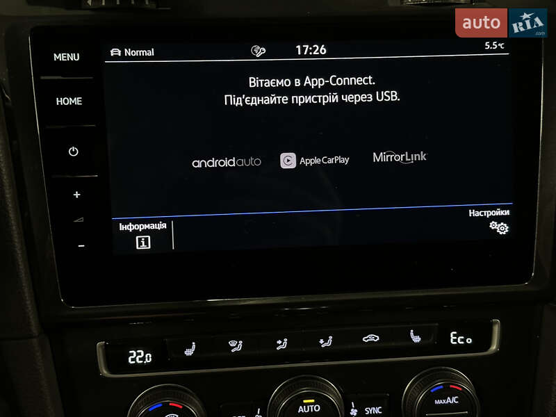 Хэтчбек Volkswagen e-Golf 2018 в Львове