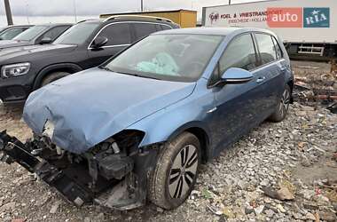 Хэтчбек Volkswagen e-Golf 2015 в Киеве