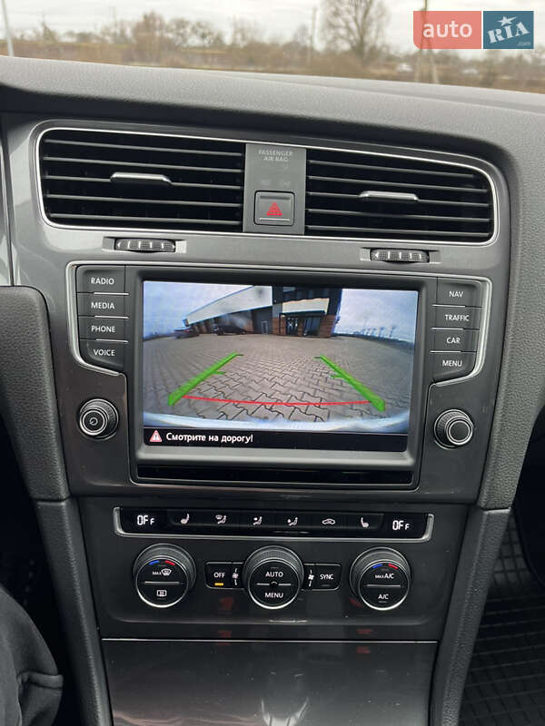 Хэтчбек Volkswagen e-Golf 2015 в Ковеле