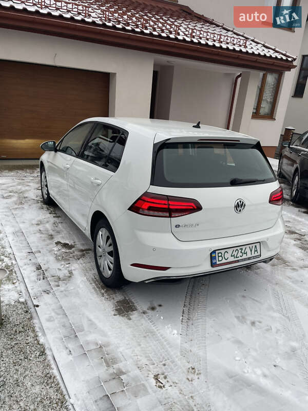 Хэтчбек Volkswagen e-Golf 2020 в Львове