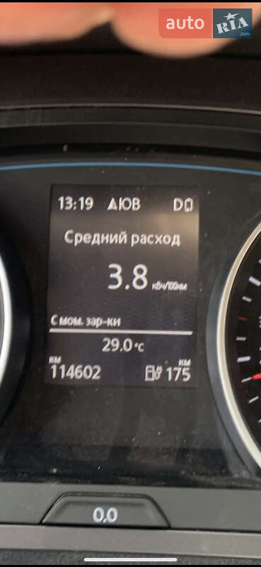 Хетчбек Volkswagen e-Golf 2015 в Кам'янець-Подільському