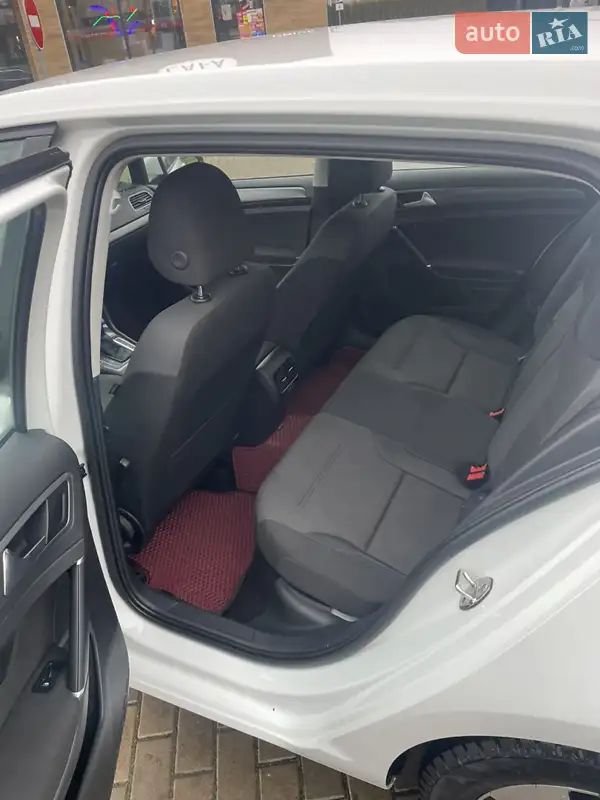 Volkswagen e-Golf 2020 VIN WVWZZZAUZLW911099 фото оголошення 16 з 52
