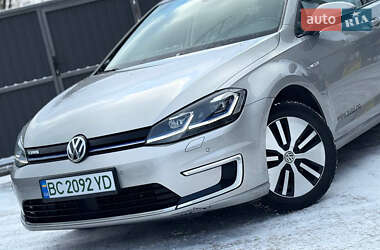 Хетчбек Volkswagen e-Golf 2017 в Трускавці