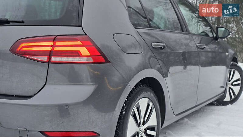 Хетчбек Volkswagen e-Golf 2017 в Кам'янець-Подільському