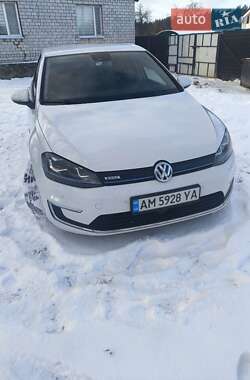 Хетчбек Volkswagen e-Golf 2014 в Житомирі