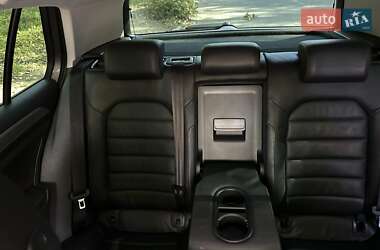 Хэтчбек Volkswagen e-Golf 2015 в Черновцах