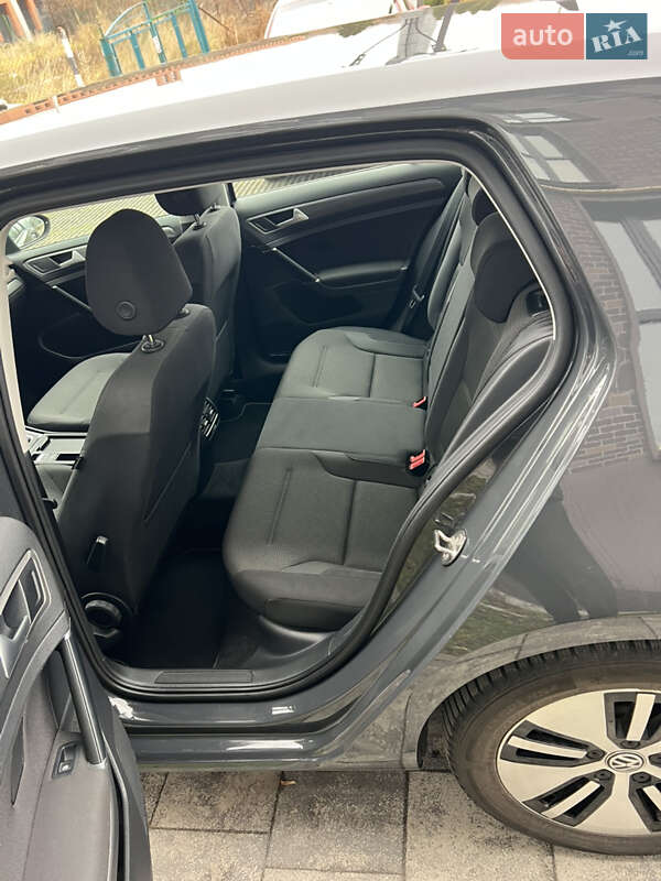 Хетчбек Volkswagen e-Golf 2020 в Львові