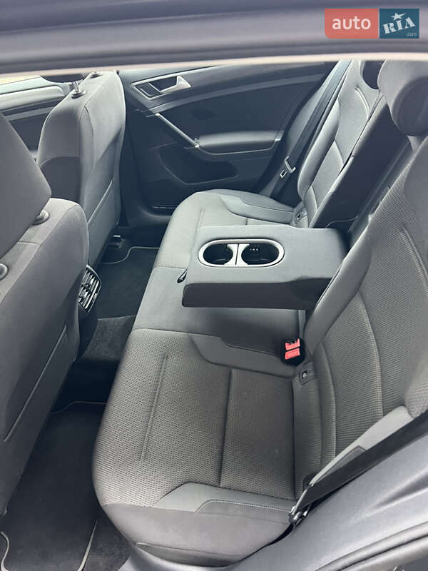 Хетчбек Volkswagen e-Golf 2020 в Львові