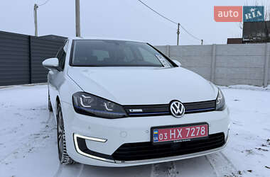 Хэтчбек Volkswagen e-Golf 2015 в Ровно