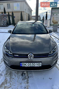 Хэтчбек Volkswagen e-Golf 2015 в Ровно