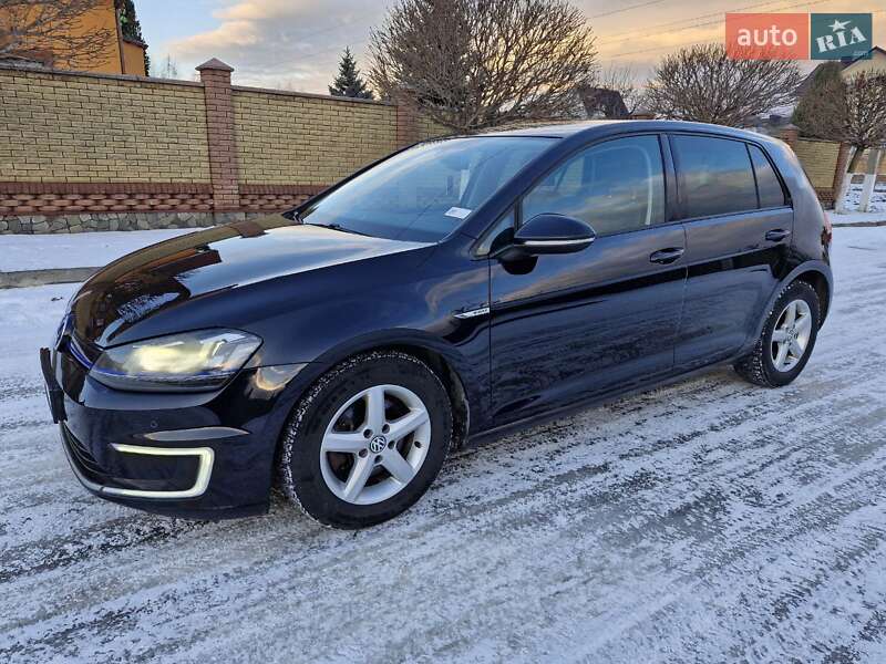 Volkswagen e-Golf 2015 Volkswagen e-Golf 2015