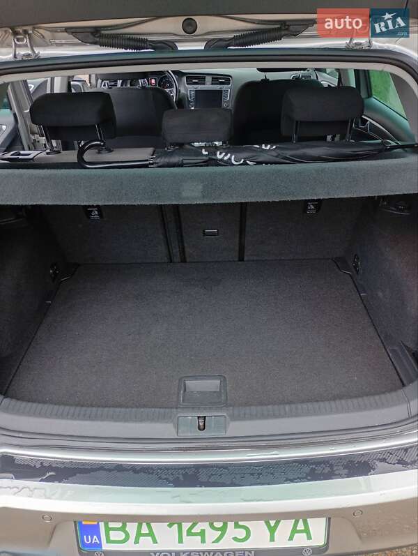 Хетчбек Volkswagen e-Golf 2014 в Олександрії