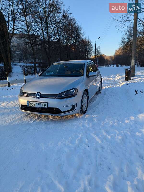 Хетчбек Volkswagen e-Golf 2016 в Тернополі фото 7 Хетчбек Volkswagen e-Golf 2016 в Тернополі