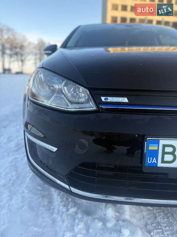 Хетчбек Volkswagen e-Golf 2015 в Тернополі фото 11 Хетчбек Volkswagen e-Golf 2015 в Тернополі
