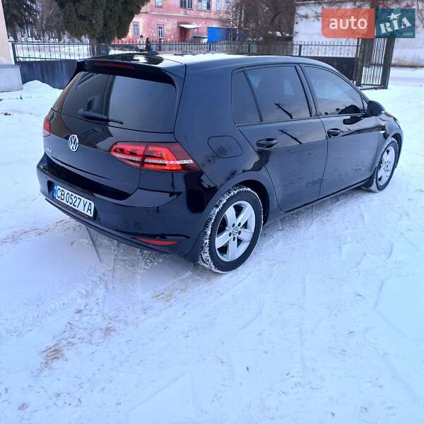 Хэтчбек Volkswagen e-Golf 2016 в Козельце
