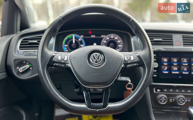 Хетчбек Volkswagen e-Golf 2019 в Львові фото 11 Хетчбек Volkswagen e-Golf 2019 в Львові