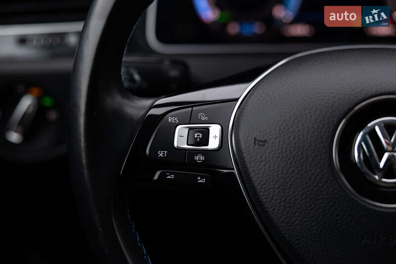 Хэтчбек Volkswagen e-Golf 2019 в Луцке фото 31 Хэтчбек Volkswagen e-Golf 2019 в Луцке