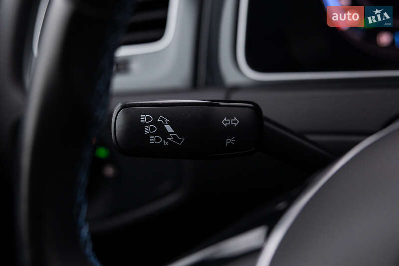 Хэтчбек Volkswagen e-Golf 2019 в Луцке фото 33 Хэтчбек Volkswagen e-Golf 2019 в Луцке