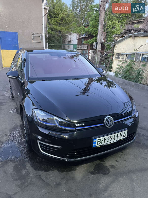 Хэтчбек Volkswagen e-Golf 2019 в Одессе фото 40 Хэтчбек Volkswagen e-Golf 2019 в Одессе